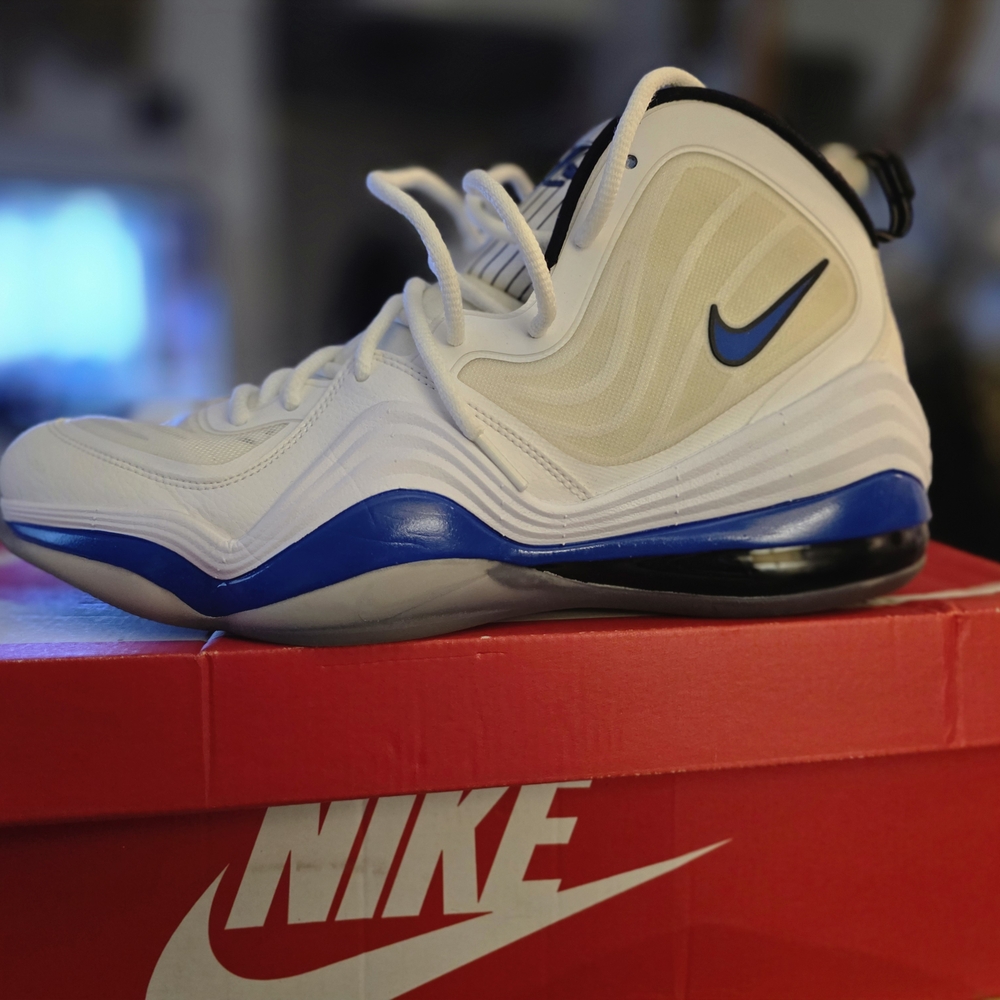 Nike White and Blue Athletic Sneakers